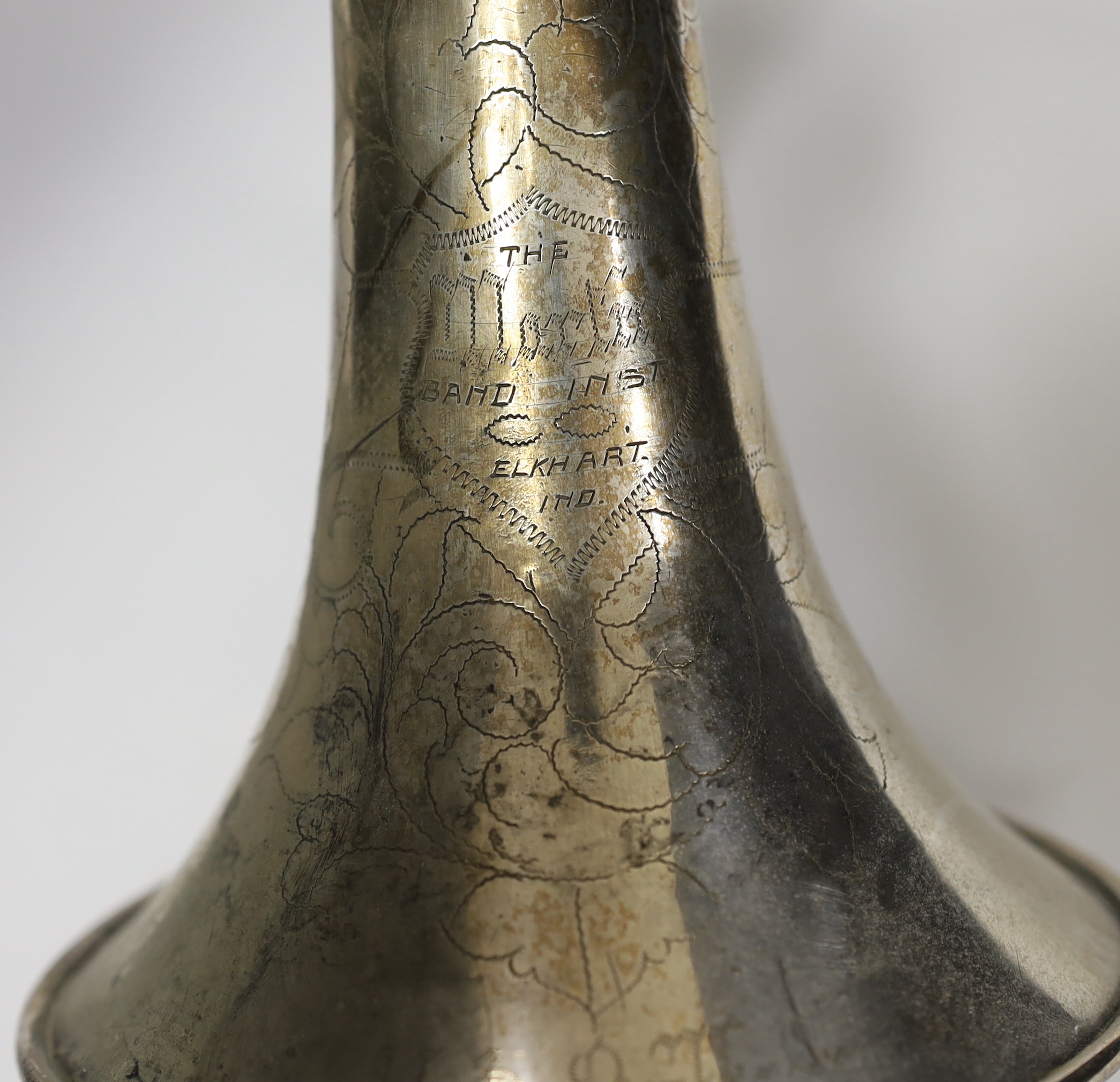 A plated bugle (American Army bugle, 1910)